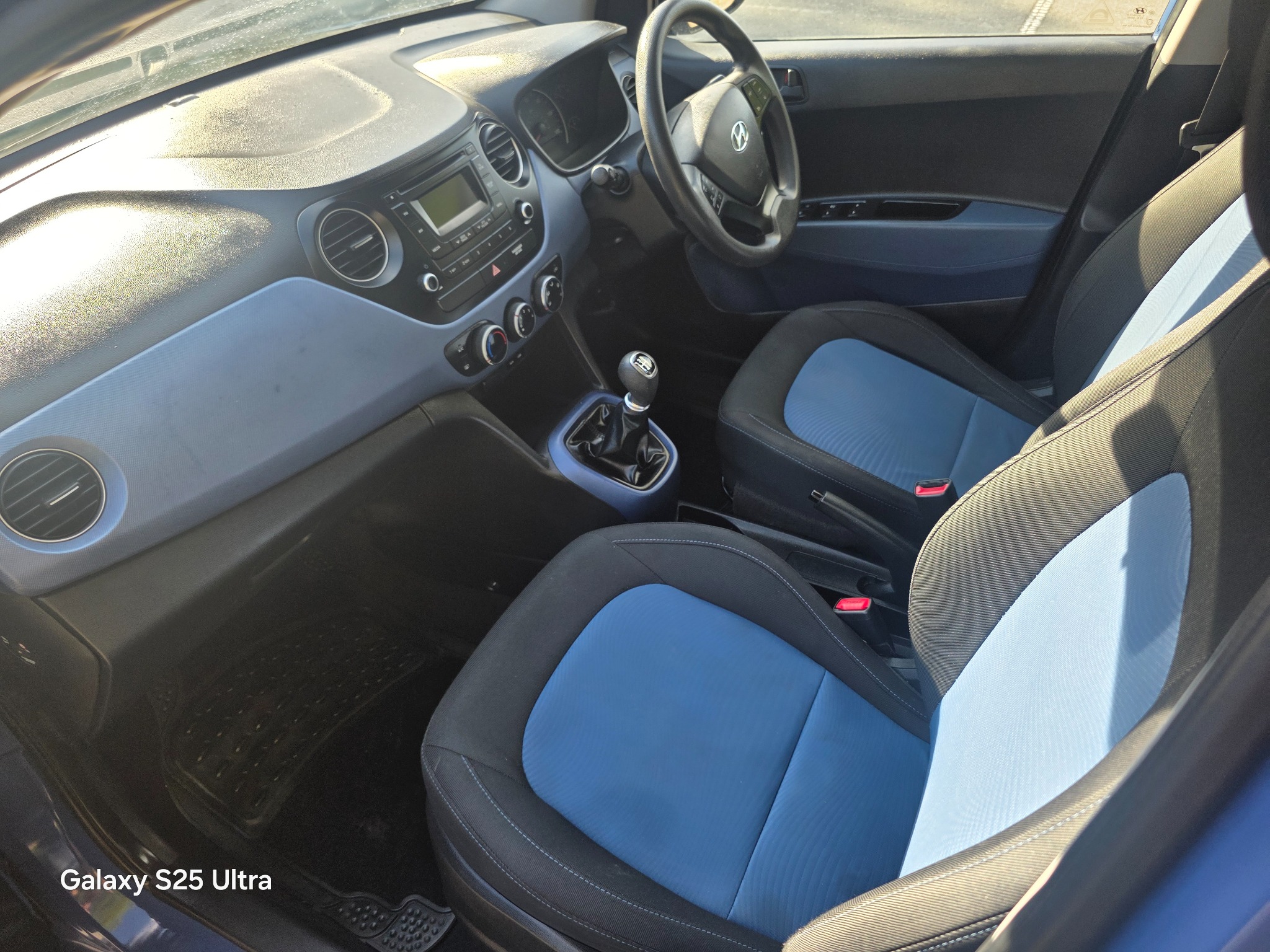 Hyundai i10 photo 2